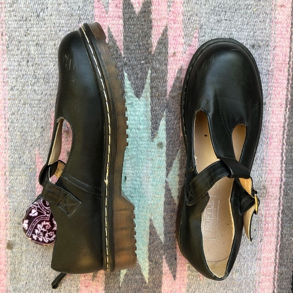 💄Black Mary Janes 💄 - Picture 3 of 5